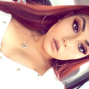 Meet your Posher, Lizz